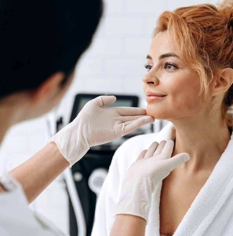 doctor with client-small-min doctor with client-small-min